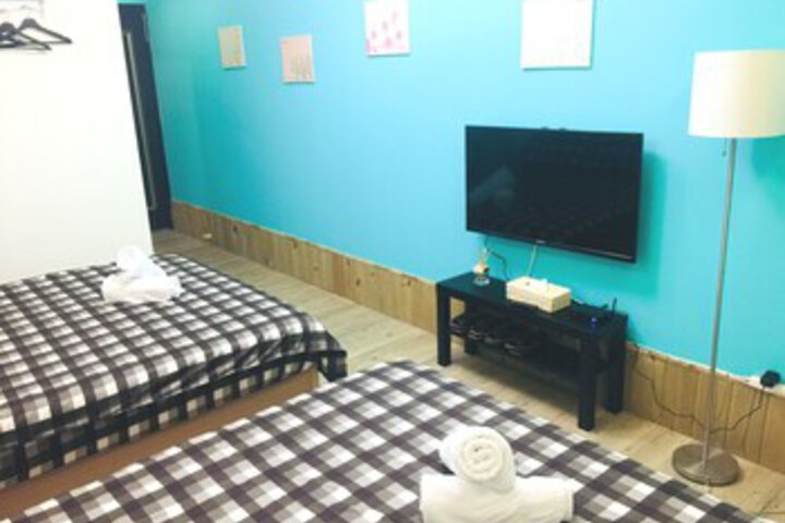 Room 27 of 57