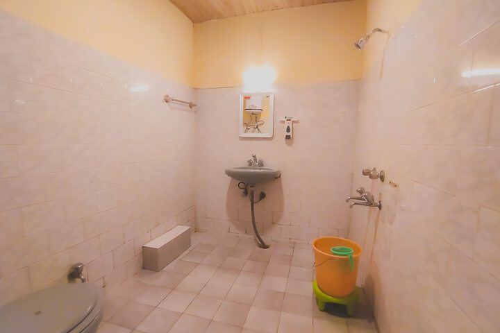 Room 19 of 29