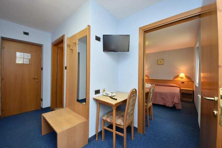 Room 19 of 72
