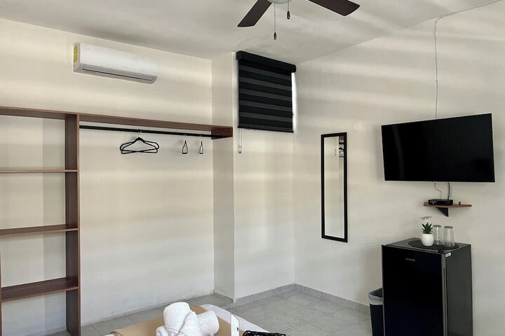 Room 15 of 108