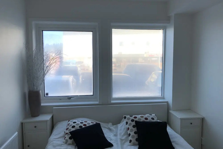 Room 4 of 17