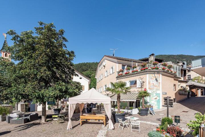 Hotel Weisse Lilie - B & B