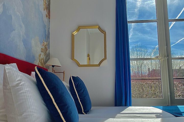Room 22 of 49