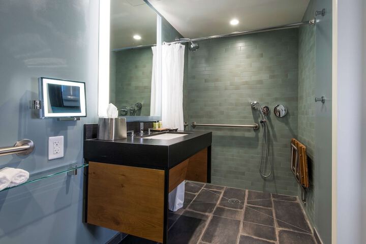 Bathroom shower