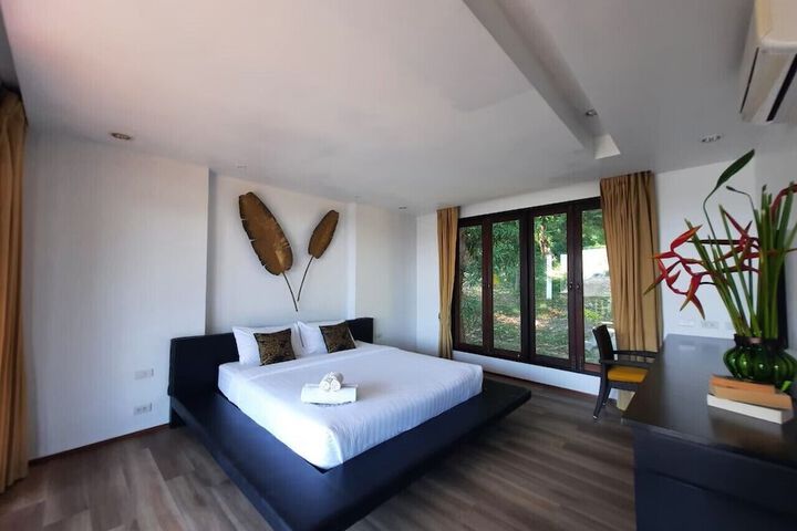 Room 6 of 54
