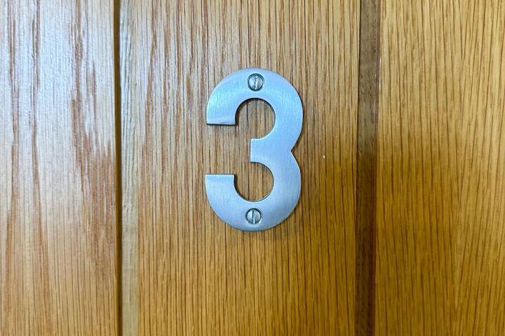 Room 10 of 160