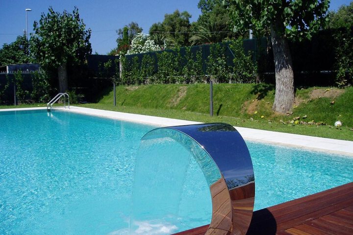 Pool 29 of 51