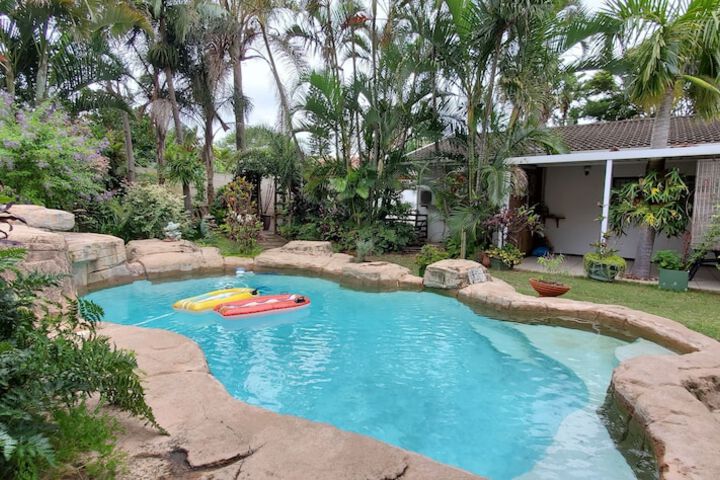 Pool 32 of 52