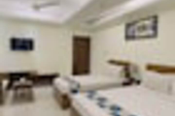 Room 83 of 117