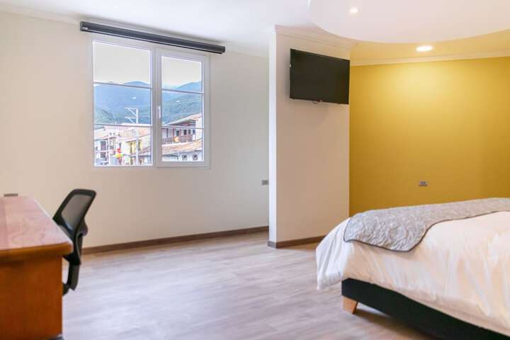 Room 16 of 46