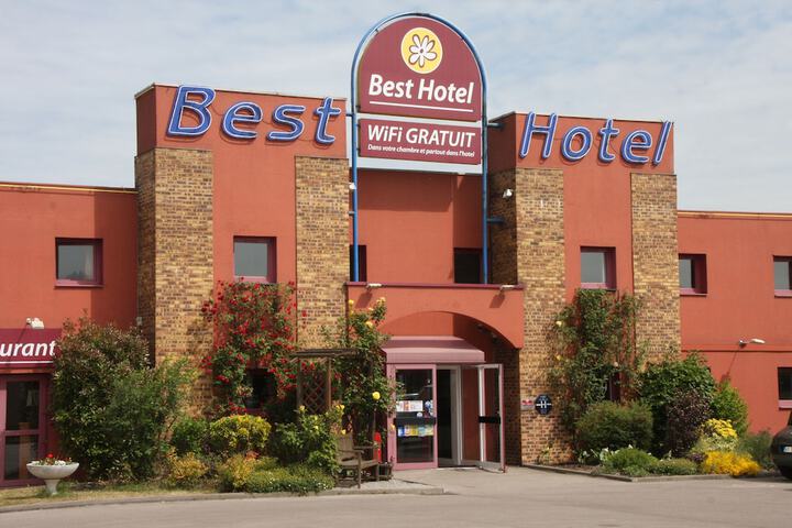 Hotel 35 of 38