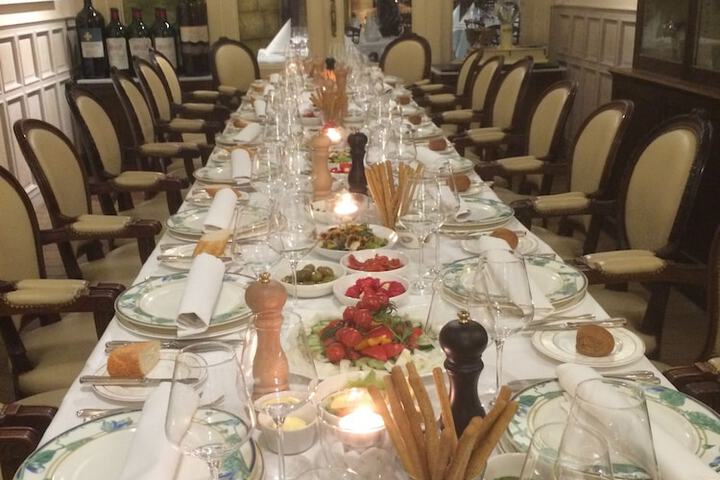 Dining 71 of 109