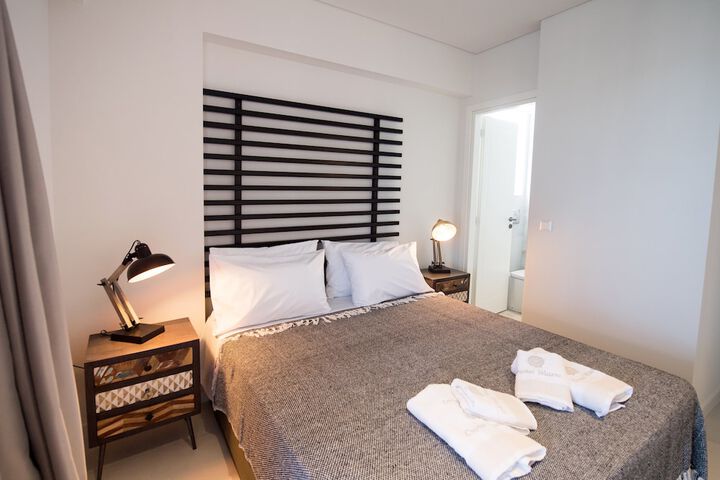 Room 19 of 191
