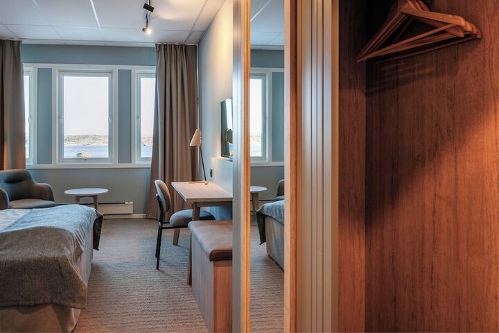 Room 30 of 77