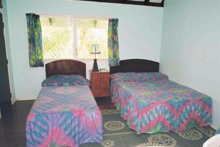 Room 11 of 41
