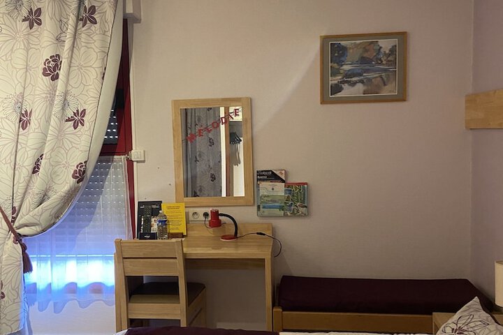 Room 12 of 45