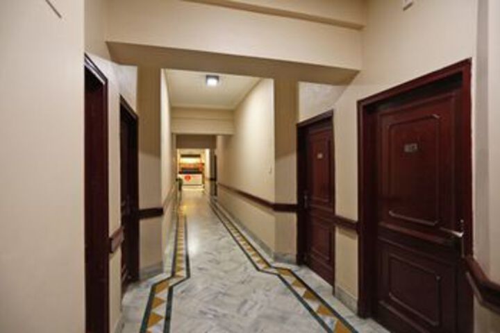 Ballroom/Hall 22 of 26