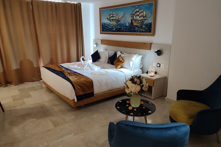 Room 6 of 41