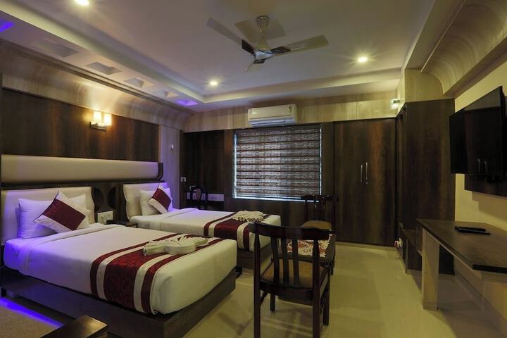 Room 7 of 26