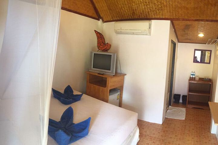 Room 19 of 68