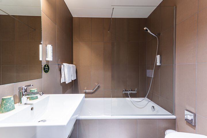 Clean Restrooms