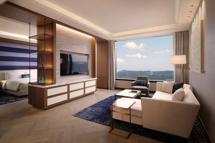 Room 48 of 203