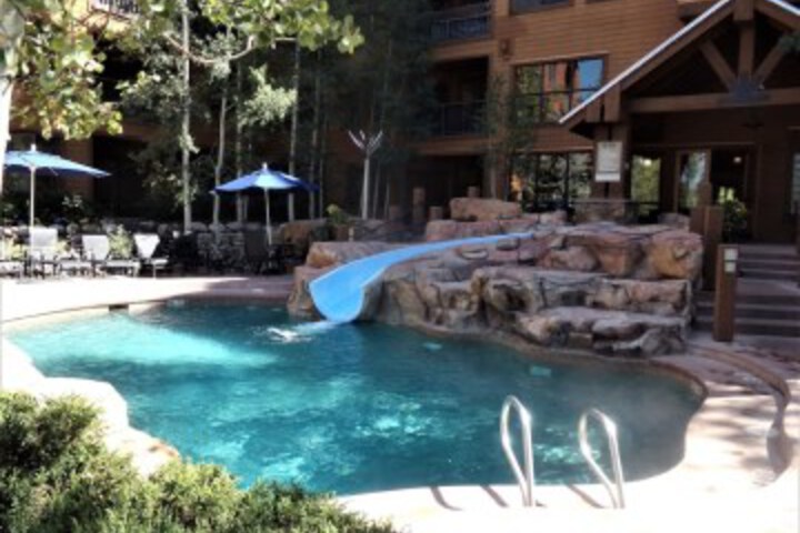 Pool 46 of 77