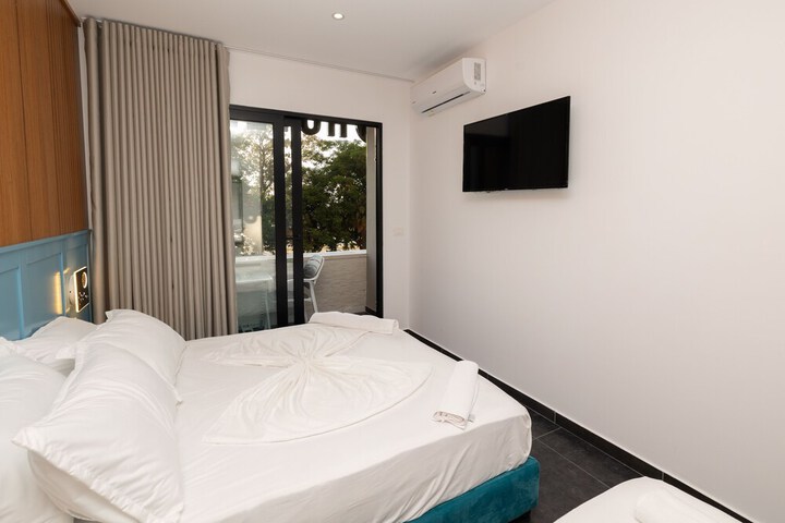 Room 25 of 50