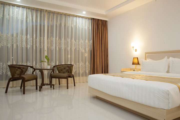 Room 8 of 88