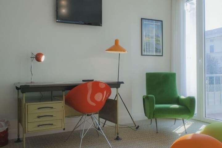 Room 5 of 31