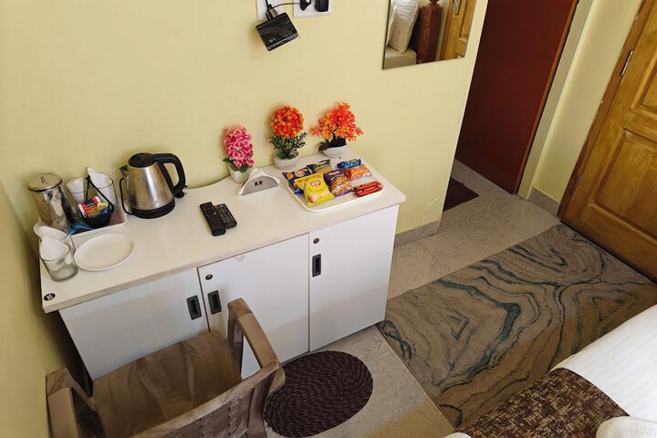 Room 33 of 68