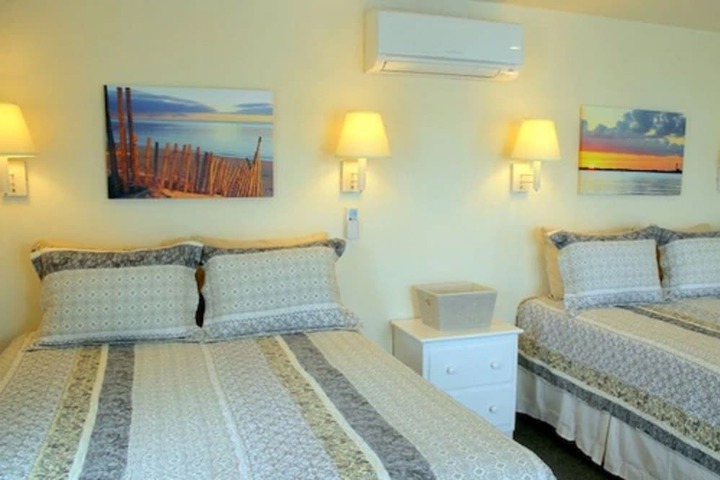 Room 46 of 190