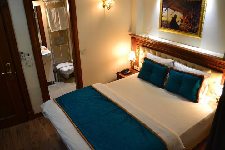 Room 20 of 63