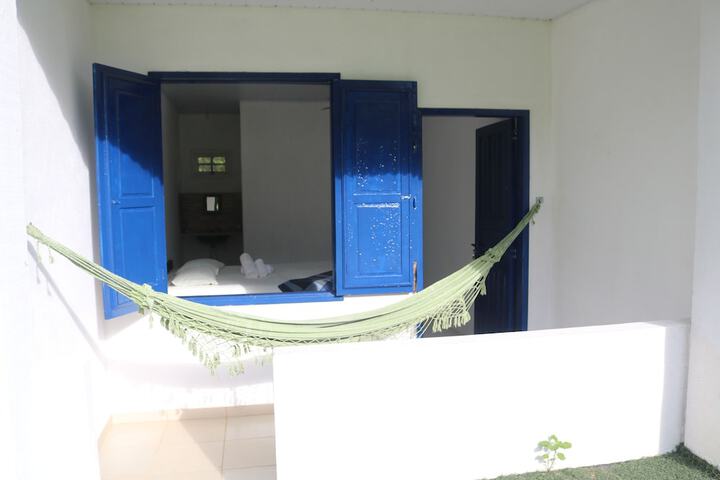 Room 2 of 10