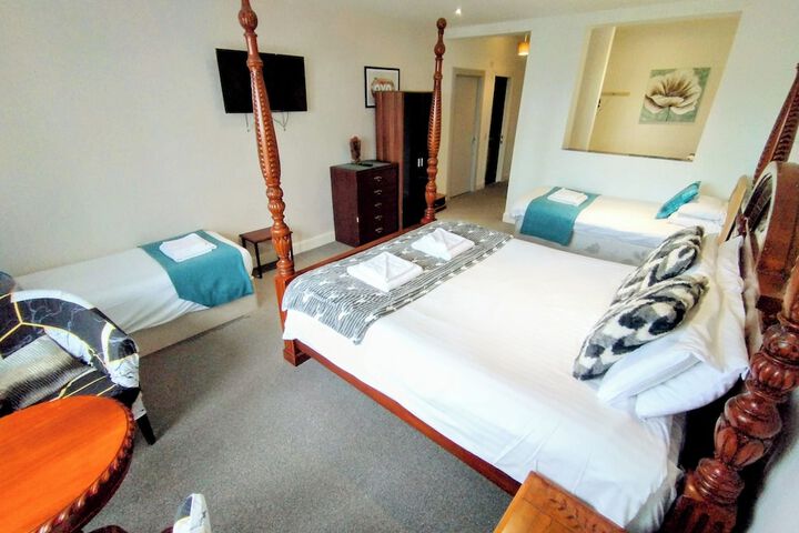Room 30 of 61