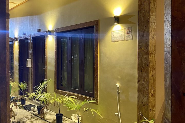 Hotel Exterior 159 of 211