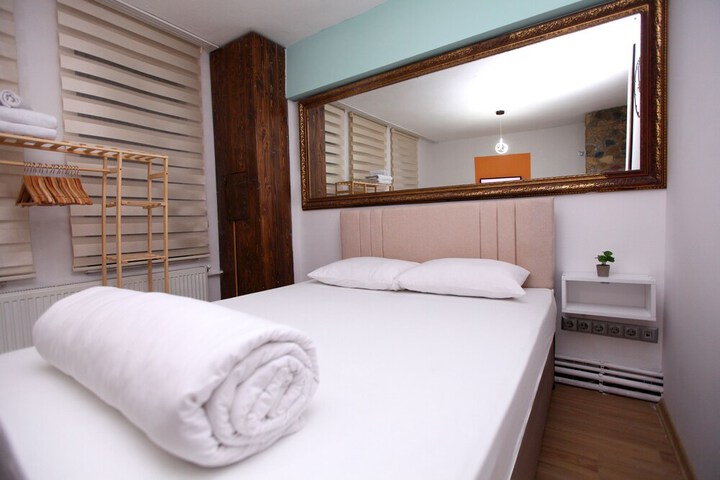 Room 22 of 39