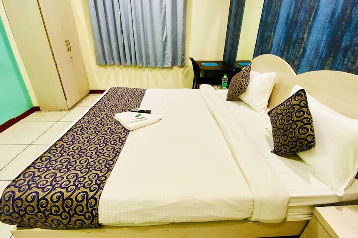Room 7 of 31