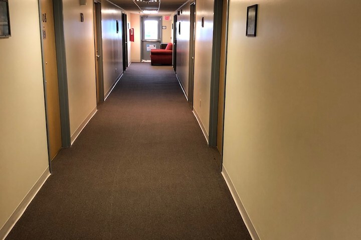 Ballroom/Hall 18 of 22