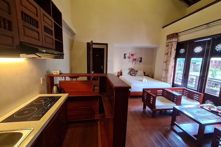 Room 12 of 34