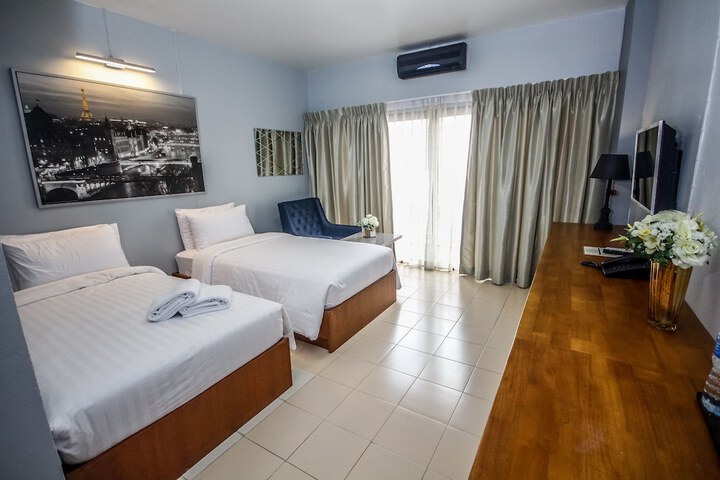 Room 21 of 61