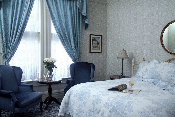 Room 10 of 66