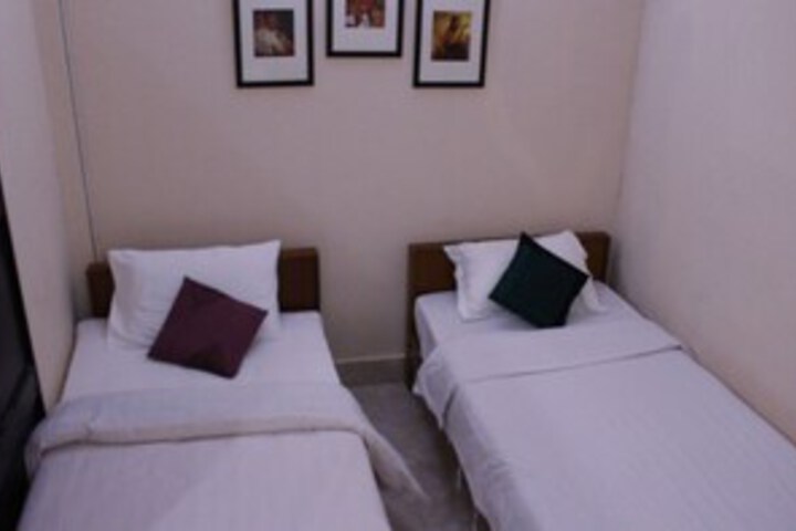 Room 14 of 31