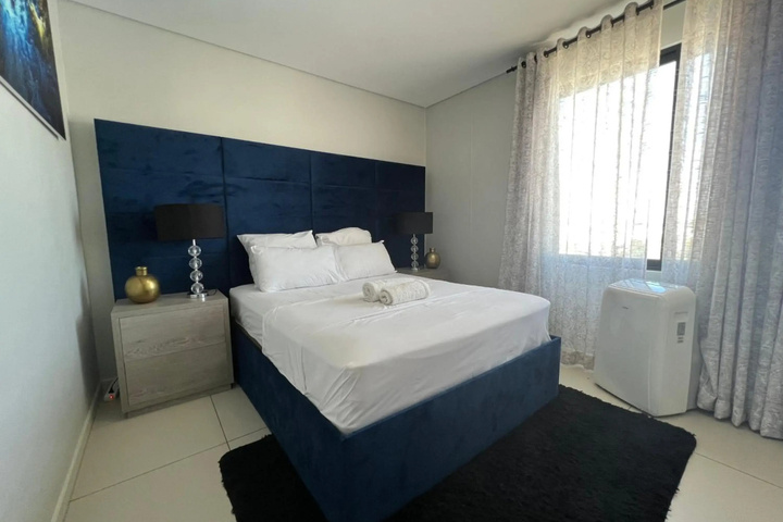 Room 2 of 19