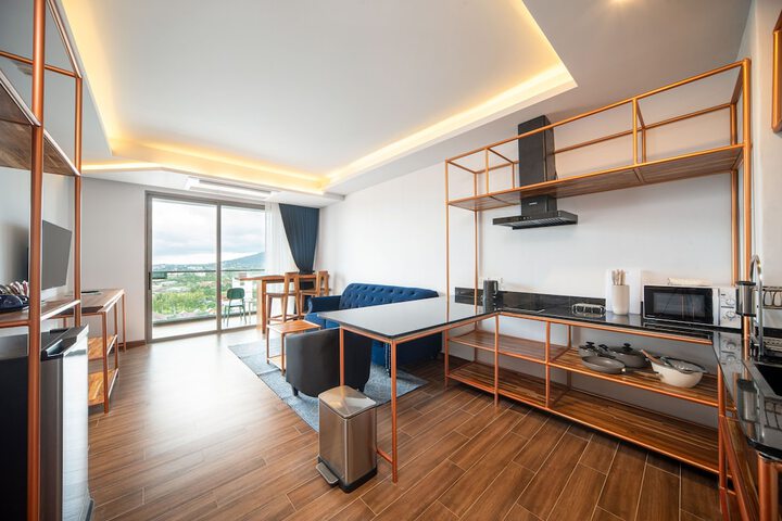 Room 200 of 336