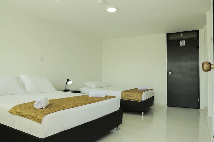 Room 9 of 23