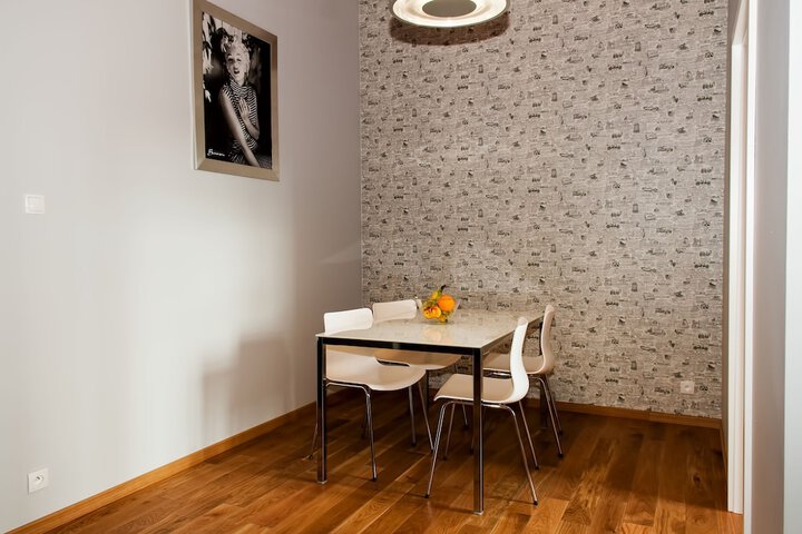 Dining Photos