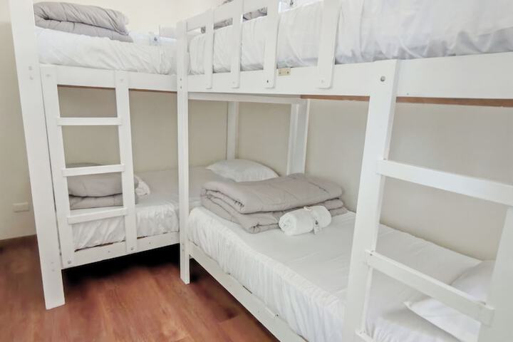 Room 26 of 214