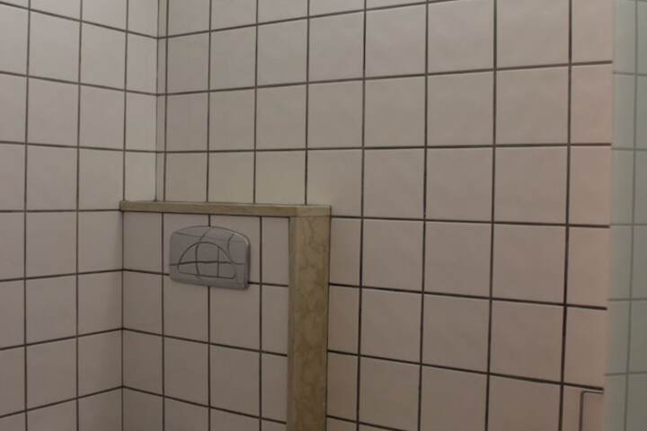 Room 13 of 57