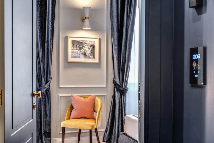 Room 20 of 40
